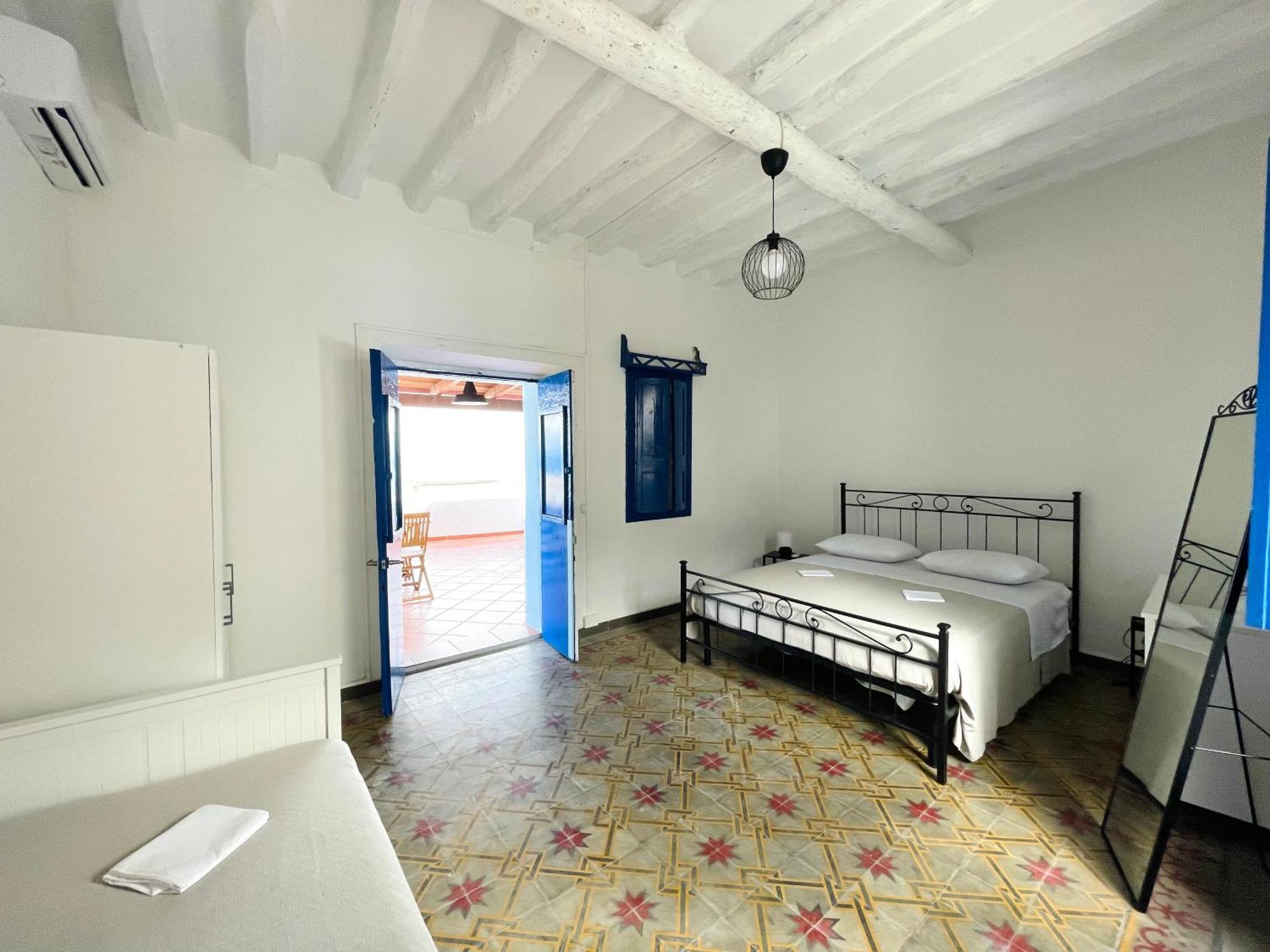 Villa Margherita - Appartamenti A Due Passi Dal Corso Di Santa Marina Salina A 100 Mt Dalla Spiaggia Luaran gambar